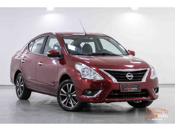 NISSAN VERSA 1.6 16V FLEXSTART UNIQUE 4P XTRONIC NISSAN VERSA 1.6 16V FLEXSTART UNIQUE 4P XTRONIC